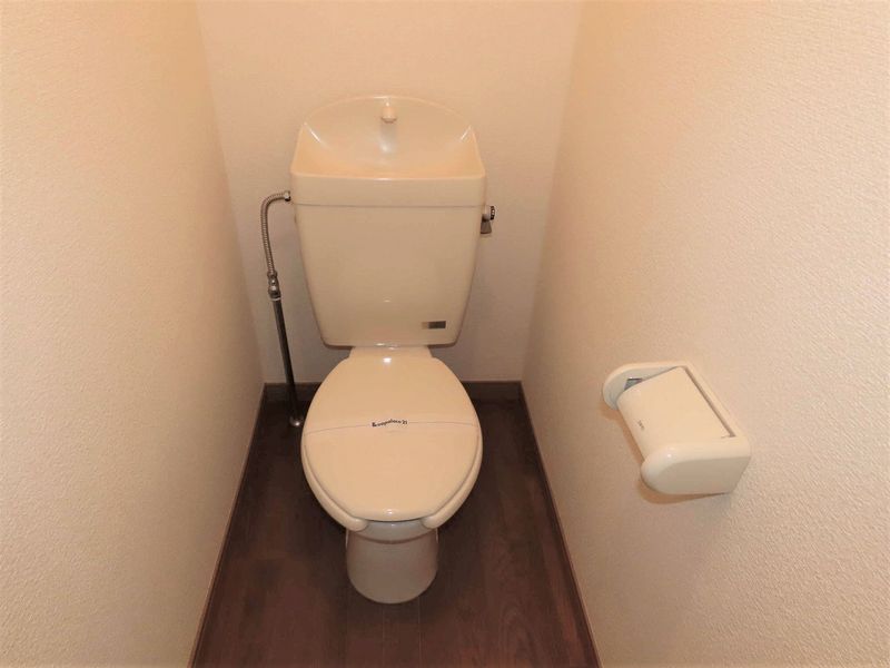 レオパレススミサカ トイレ