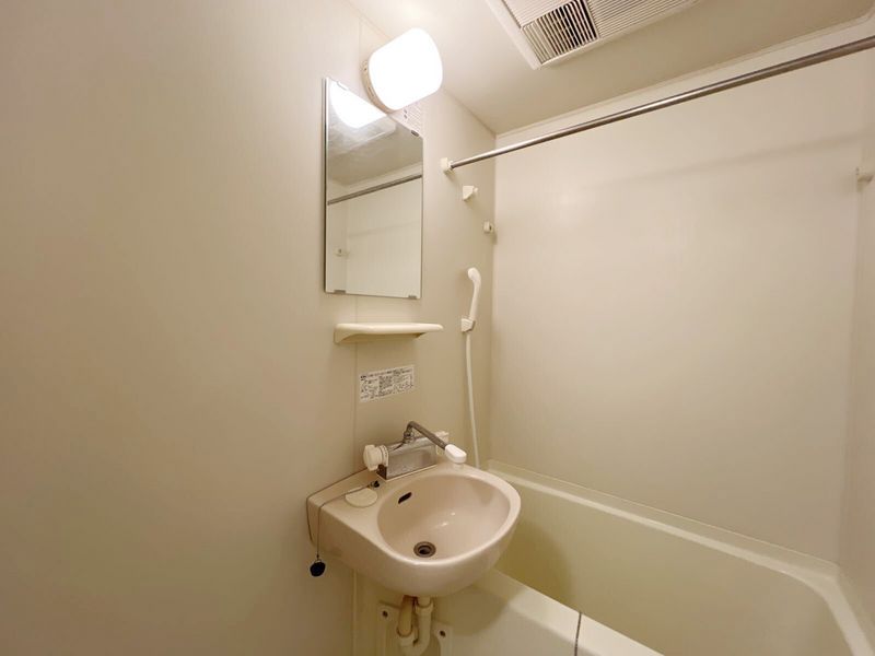 レオパレス杉山Ⅱ 洗面台