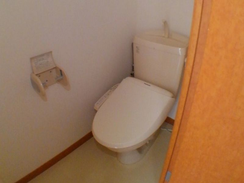 レオパレスコンフォール屋島 トイレ