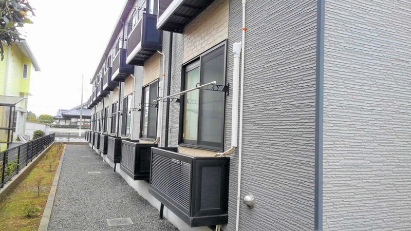 レオパレスリラ　クレール バルコニー