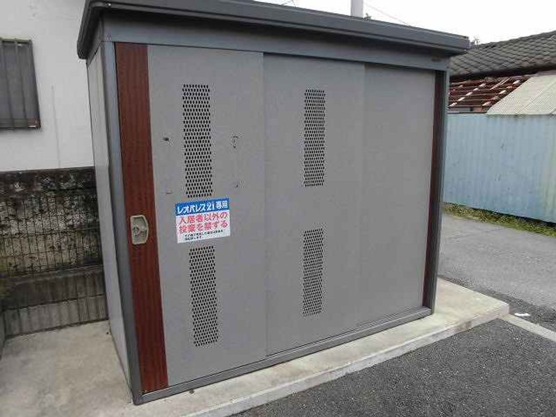 レオパレスパインツリー 共用部分