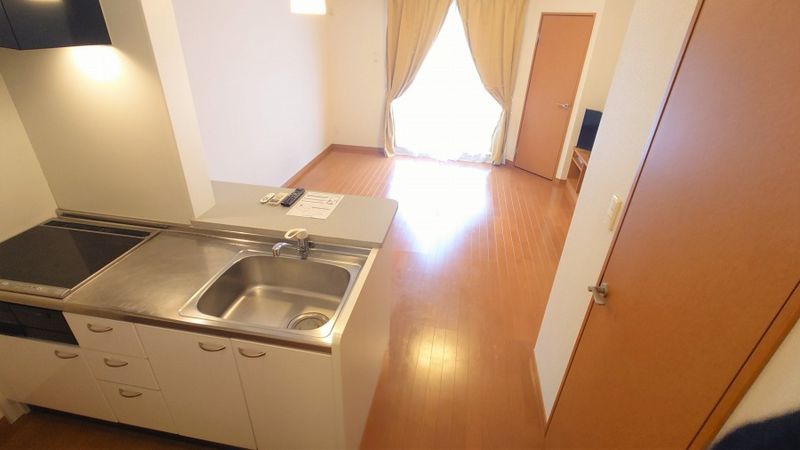 レオパレスチアーズ 居間