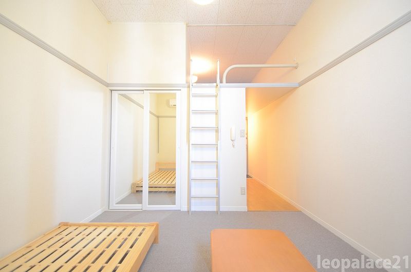 レオパレス城南Ⅱ 居間