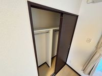 レオネクスト四女子西 収納