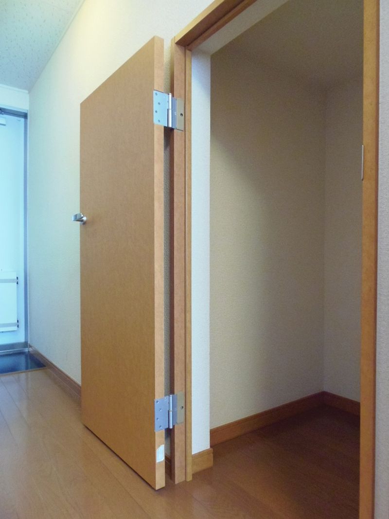 レオパレスソレイユ 収納