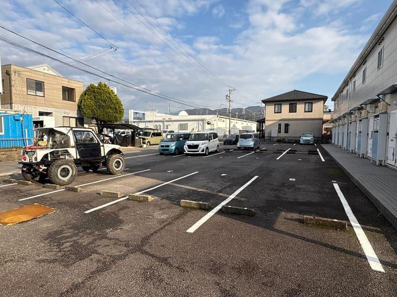 レオパレス幸田Ａ 駐車場