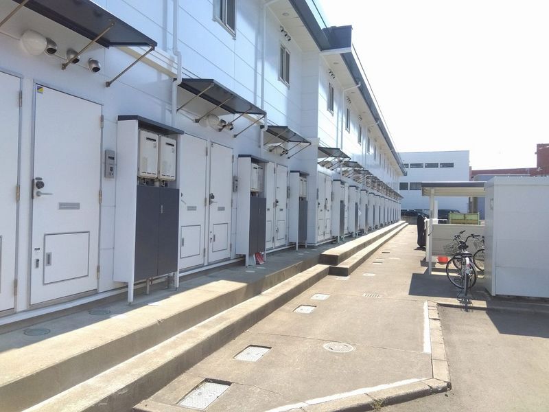 レオパレスなみうち 外観