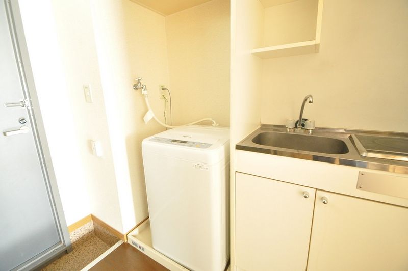 leopalace Moving・Stone Entrance