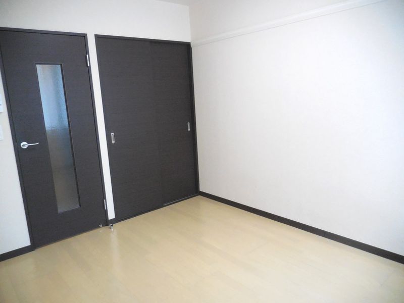 レオネクストＵＢＵＫＡＴＡ 居間