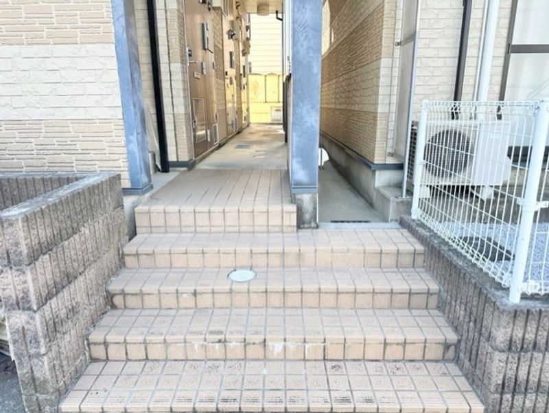 レオパレスモンブラン undefined