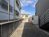 レオパレスハワース エントランス