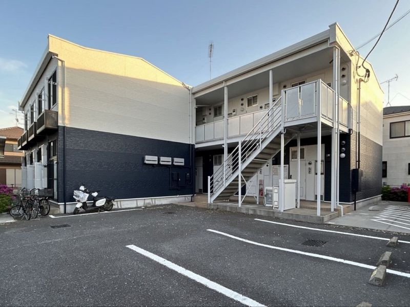 レオパレス原 外観