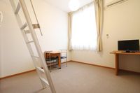 レオパレスみなみ　彦根 居間