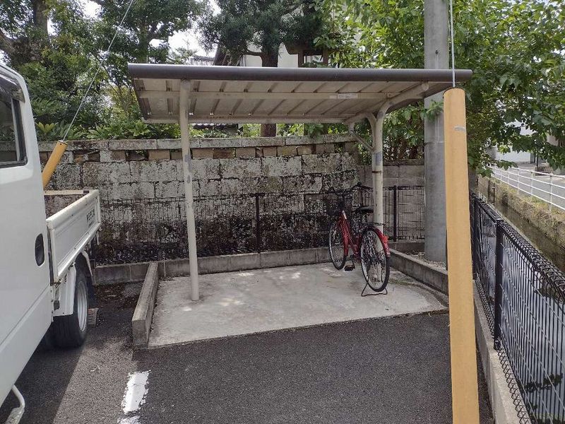 レオパレスシイ　エス 共用部分