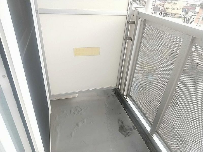 レオパレスパレス中田 バルコニー