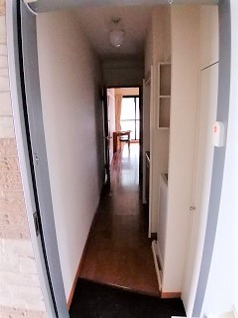 レオパレスソナール 玄関