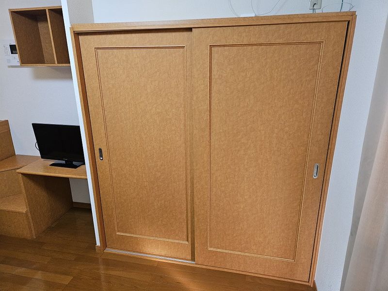 レオパレスリバーサイドタイラ 収納