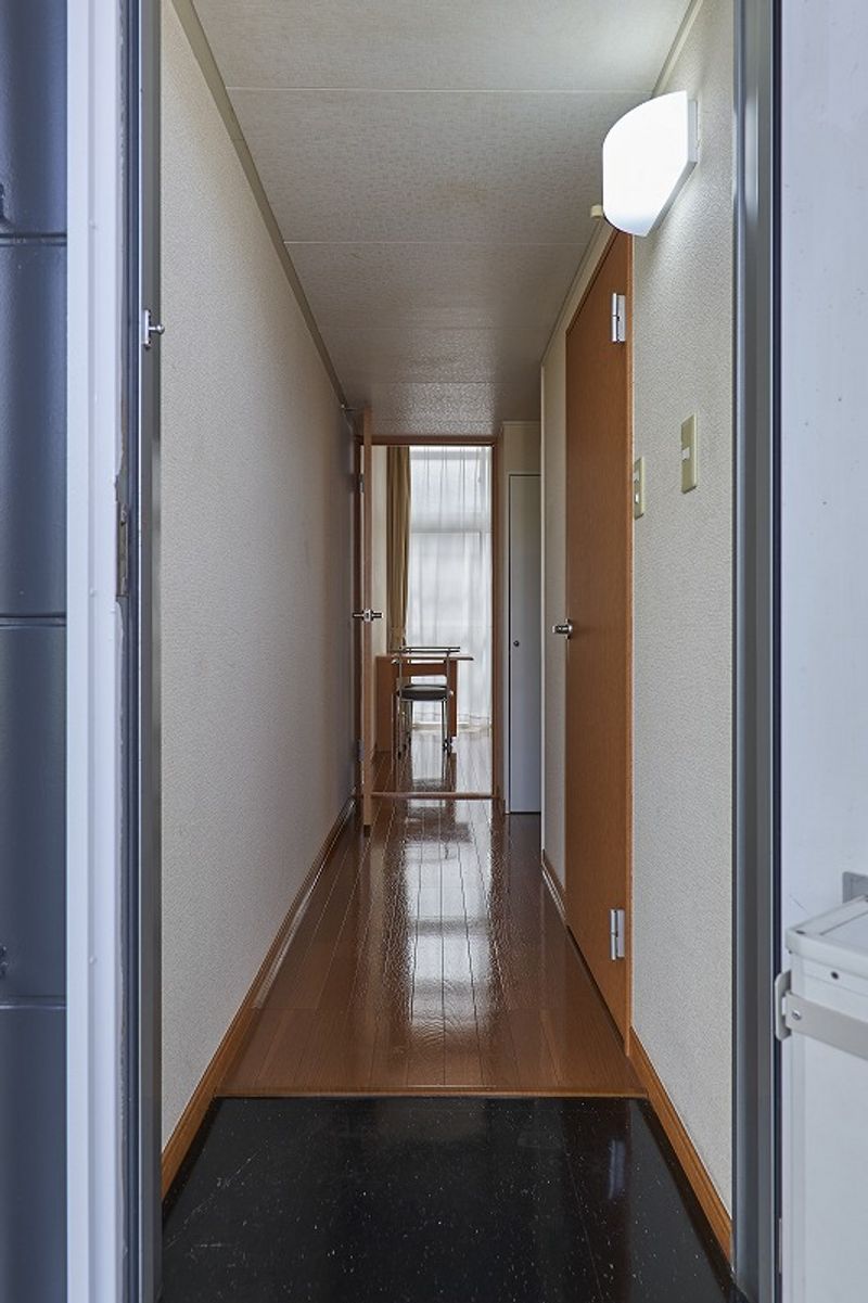 レオパレスメルベーユ 玄関
