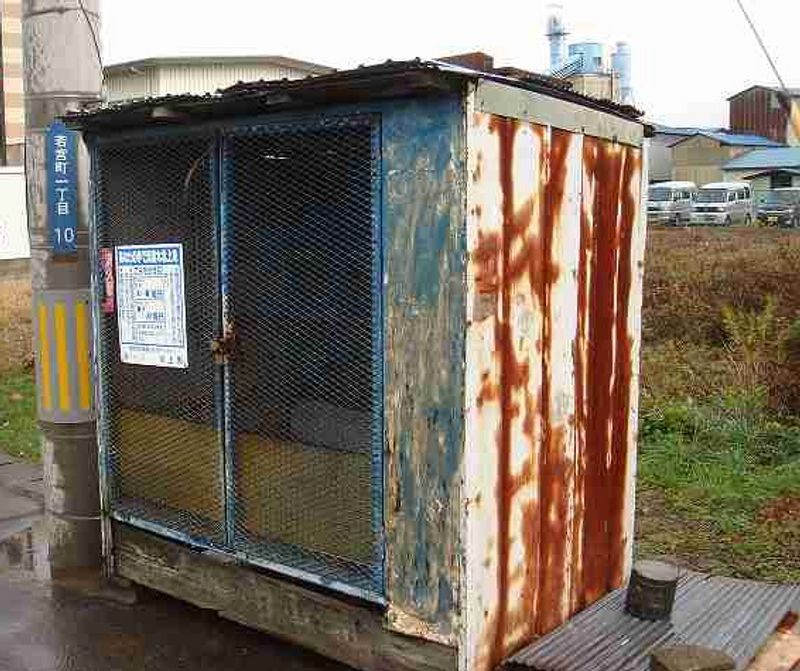 レオパレスモンパレル undefined