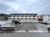 レオパレスヴィラ２ 駐車場