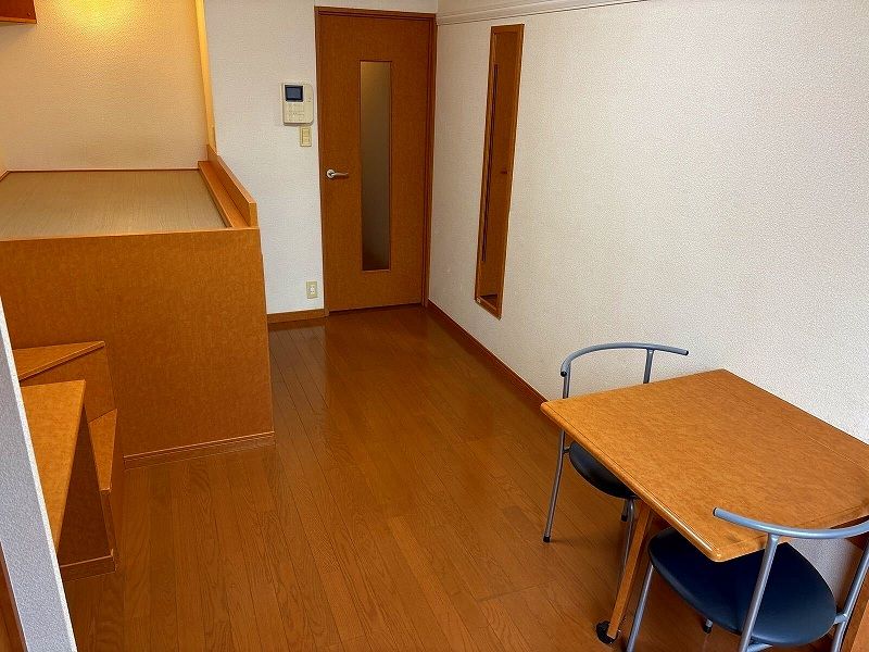 レオパレスヴィブアン 居間