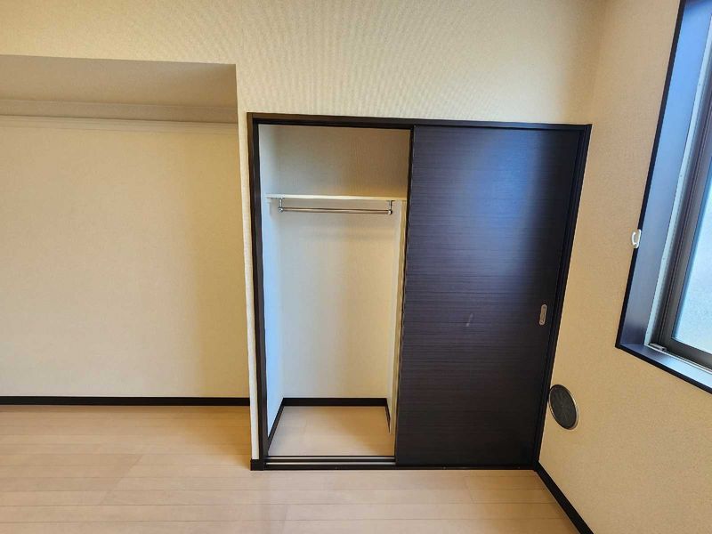 レオネクスト段々 収納