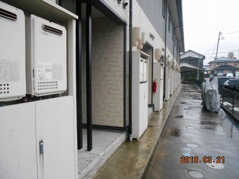 レオパレストロイメライ 共用部分