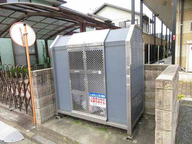 レオパレスマロニエ 共用部分