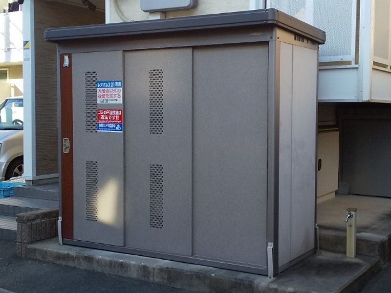 レオパレス八右衛門 共用部分