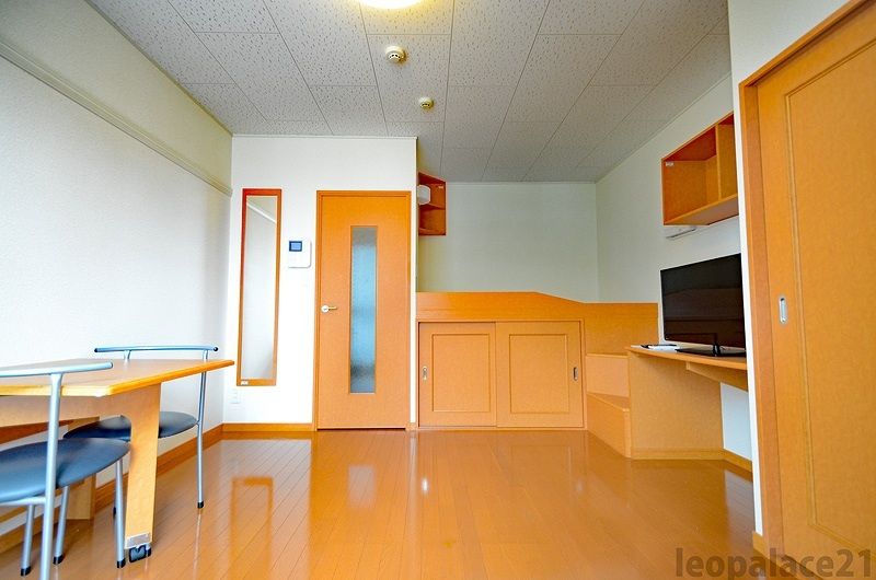 レオパレスＥｓｐｅｒａｎｚａⅡ 居間