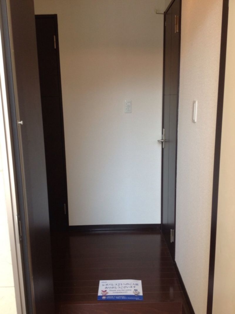 leopalace Bessho Shinmachi LA 1 Entrance