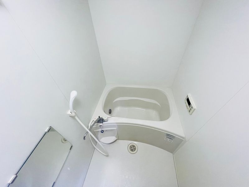 レオパレスしんどう御旗町 風呂