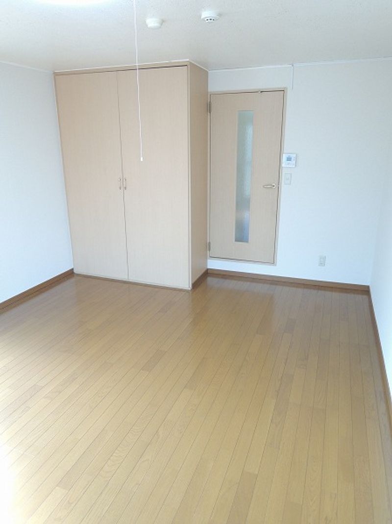 レオパレスメゾン 居間
