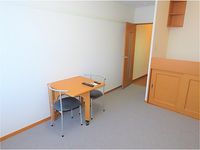 レオパレスエスペランサ２１ 居間