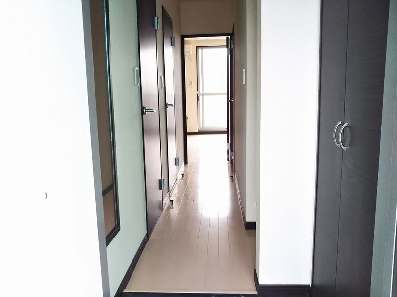 レオネクストミント 玄関