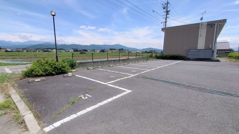 レオパレスｐａｓｔｏｒａｌ 駐車場