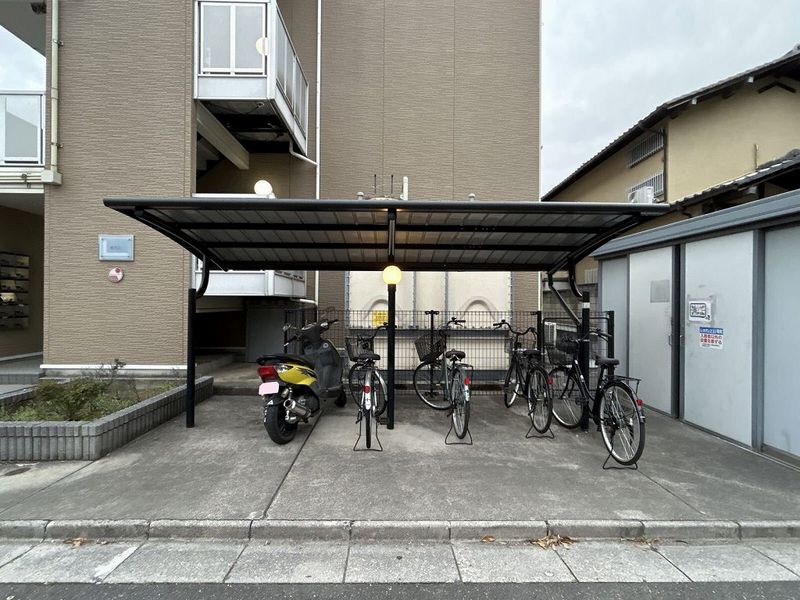 レオパレスカリン 共用部分