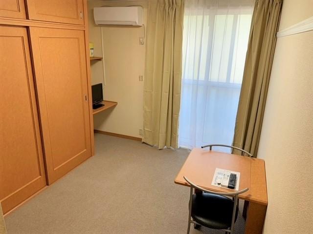 レオパレスうぐいす 205号室 3