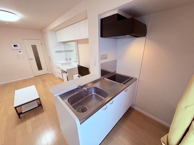 レオネクストアステール キッチン