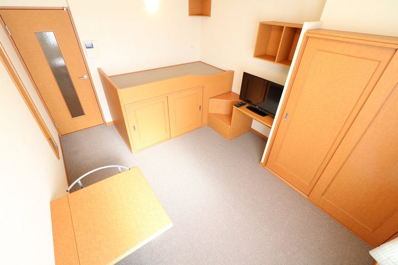 レオパレスクレール 居間