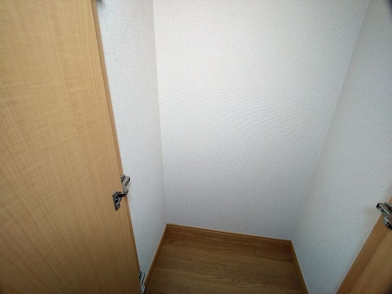 レオパレスエムエムワン 収納