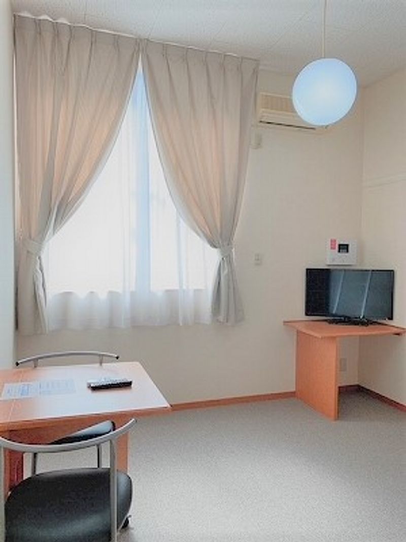 レオパレスＣｅｎｔｅｒＣｏｕｒｔ 居間