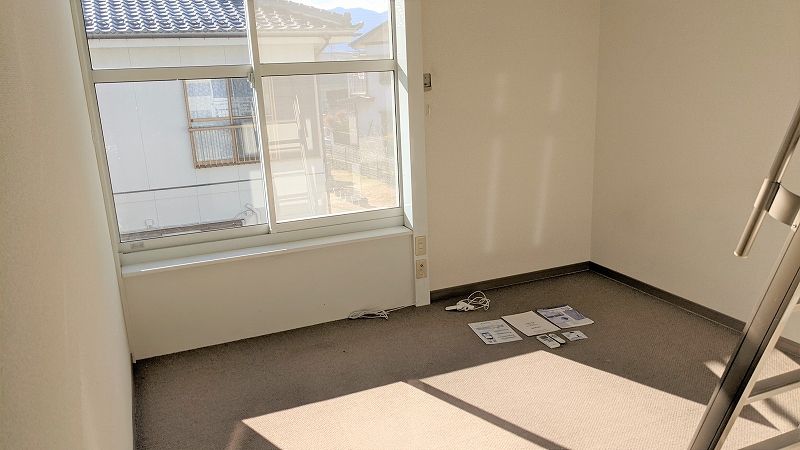 レオパレスエスポワール 居間