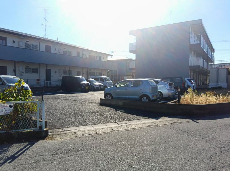 leopalace Ai Parking lot