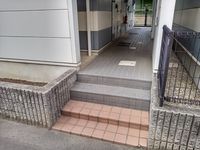レオパレス尾関 エントランス