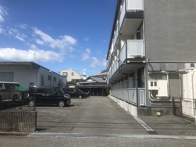 レオパレス高知 共用部分