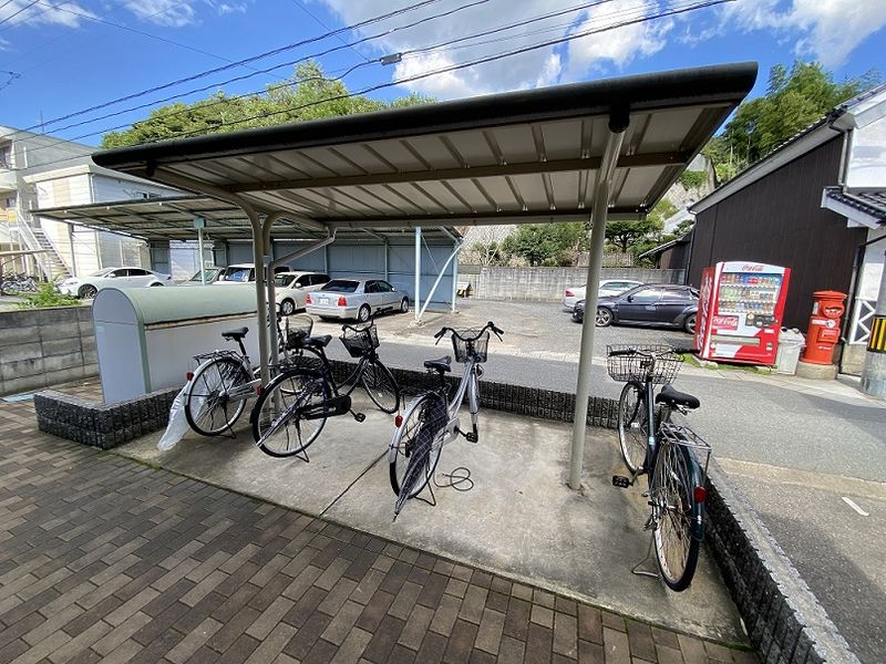 レオパレスコスモ 共用部分