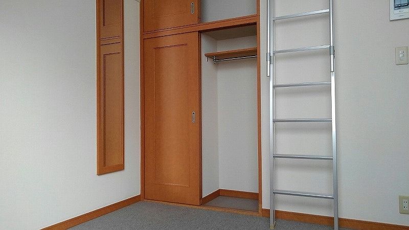 レオパレスフリーダムベッセルⅢ 収納