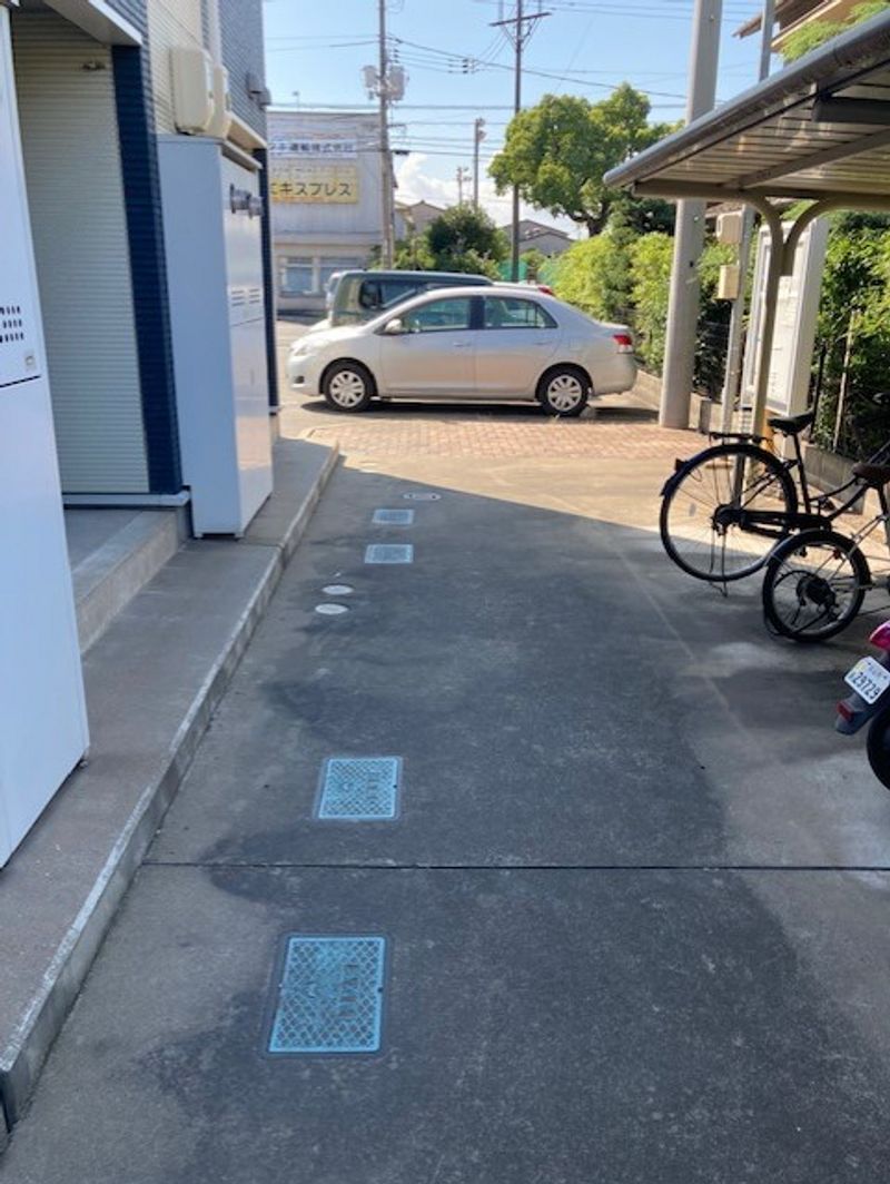 レオネクストアステラス曙 玄関