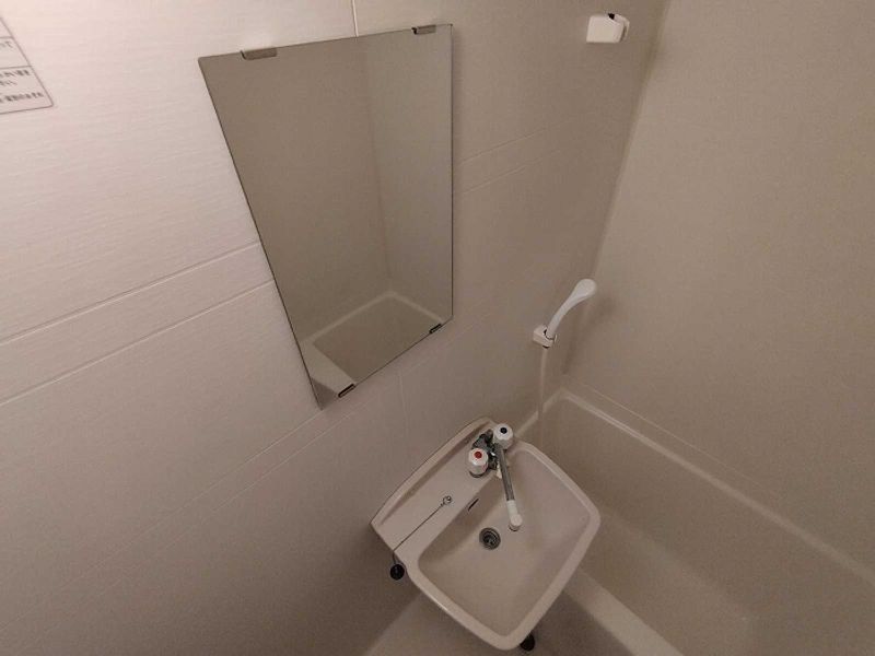 レオパレスグリーンリバー２ 洗面台
